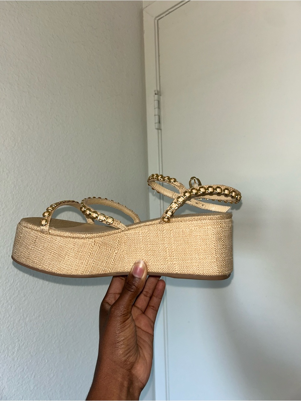 Larroudé Beige Raffia Flatform Sandals Gold Chain Rare Sold Out 6.5